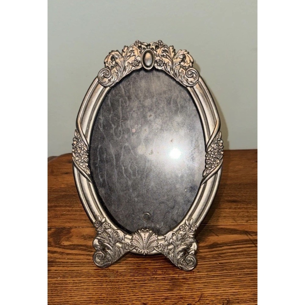 Vtg. Ornate Silver Metal Easel Frame 4 X 6 Oval